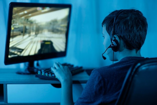 Schau hin – Wie Eltern mit dem Thema Gaming umgehen können